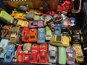 CARS AUTOD METALLIST