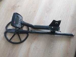 Metallidetektor (2 foto / 3)