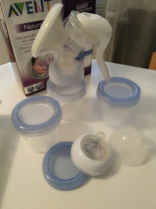 Philips AVENT rinnapump koos mahutitega (3 foto / 3)