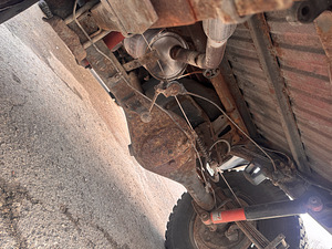 Toyota Hilux üv 12.25 (8 foto / 10)