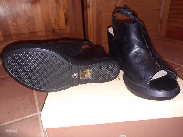Новые кожаные туфли на танкетке Stefano Sabella, размер 38. (фото #2)
