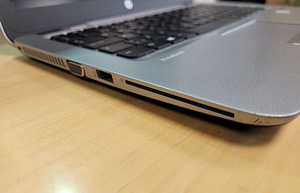 HP EliteBook 820 G3 12.5" (i5-6300U, 16GB) + dokk + laadijad (7 foto / 9)