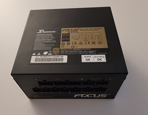Полностью модульный блок питания SeaSonic FOCUS Plus 650W 80 (3 фото из 8)