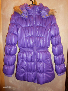 Новая куртка осень-зима-весна, 146см