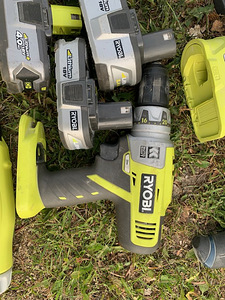 RYOBI 18 v akutööriistade komplekt (2 foto / 9)