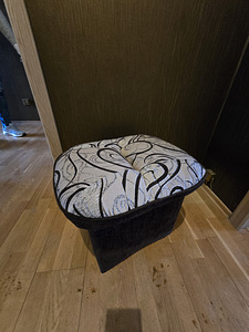 MÖÖBLI KOMPLEKT DIVANIVOODI + 2 TUGITOOLID + PUHV (5 foto / 5)