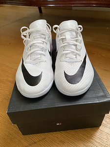 Nike jalka sisejalanõud! (3 foto / 3)