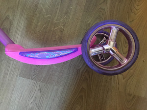 3 rattaga laste tõukeratas (4 foto / 9)