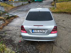 Mercedes Benz E270 Avantgrade (4 foto / 6)