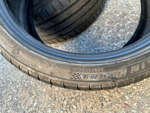 225/40ZR18 - Michelin Pilot Sport 4 (3 foto / 5)