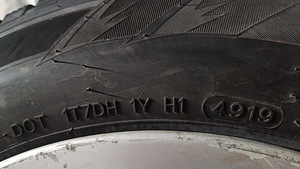 Hankook Winter I*Pike RS2 4x naastrehvi (5 foto / 7)