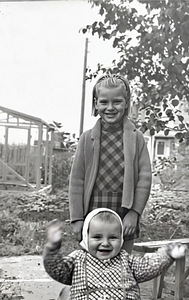 Muudan vanad fotod otsevideoteks muusika ja üleminekutega. (5 foto / 6)