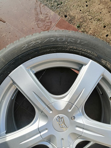 225/50R17 Michelin (1 foto / 8)