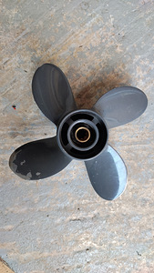 Honda paadimootori propeller (3 foto / 6)