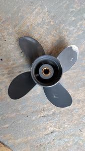 Honda paadimootori propeller (5 foto / 6)