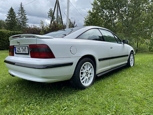 Opel Calibra 2.5 V6 125kW - Keke Rosberg edition (2 foto / 13)