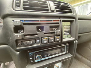 Opel Calibra 2.5 V6 125kW - Keke Rosberg edition (11 foto / 13)