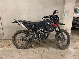 Arvel enduro 250cc (1 фото из 8)