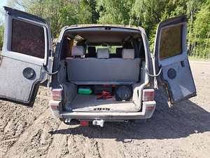 Volkswagen T4 Caravelle (5 foto / 8)