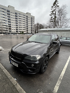 BMW X5 E70 35D M-pakett 210kw (1 foto / 9)