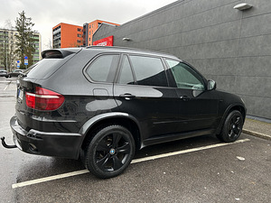 BMW X5 E70 35D M-pakett 210kw (3 foto / 9)