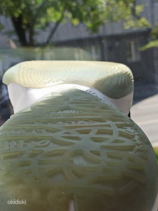 Кроссовки NIKE (3 фото из 3)