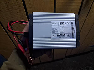 Инвертор 12v 300-600w 220v (2 фото из 4)
