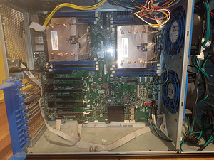 2x Intel xeon E5-2630( core12Threads24)W2600CR2 32gbram (1 foto / 7)