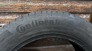 Резина Continental 225/60 R18 (1 фото из 2)