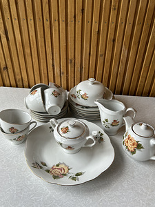 Чайный сервиз на 6 персон (2 фото из 4)