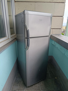 Холодильник Beko (1 фото из 2)