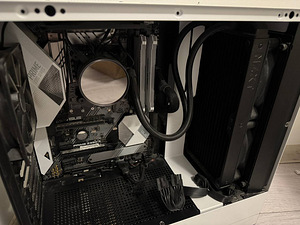 PC / Компьютер (2 фото из 4)
