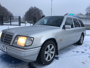 MERCEDES-BENZ E300 TURBODIESEL, 124T (1 foto / 8)