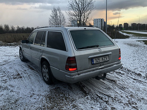 MERCEDES-BENZ E300 TURBODIESEL, 124T (8 foto / 8)