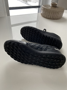 Бутсы Nike (2 фото из 3)