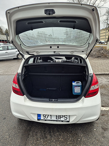 Autorent / Autorent / wolt, bolt food (8 foto / 10)