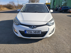 Autorent / Autorent / wolt, bolt food / (2 foto / 9)