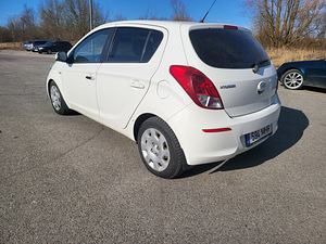 Autorent / Autorent / wolt, bolt food / (4 foto / 9)