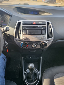 Autorent / Autorent / wolt, bolt food / (9 foto / 9)