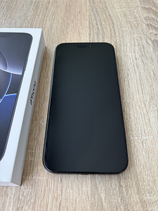 Apple Iphone 16 Pro Max 256gb Black Titanium (4 foto / 5)
