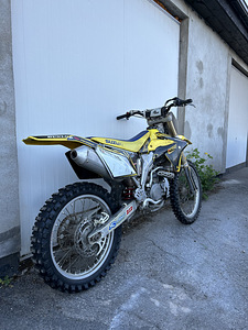Suzuki rmz 450 (3 foto / 8)