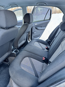 Skoda fabia (11 foto / 12)