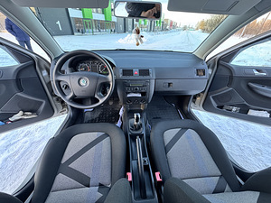 Skoda fabia (9 foto / 12)