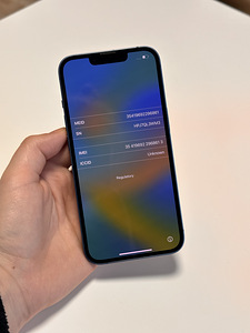 iPhone 13 128GB (3 foto / 5)