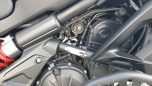 Kawasaki Versus 650 ABS (5 foto / 10)