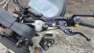 SUZUKI GSX-R 600 (7 foto / 10)