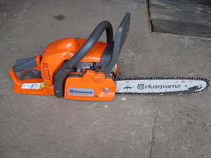 Mootorsaag Hysgvarna 435 (3 foto / 4)