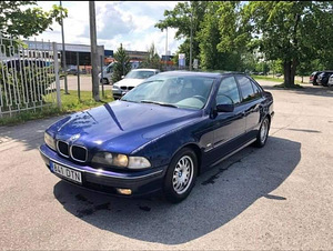 BMW 523 мануал (1 фото из 6)