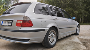 BMW 320 (6 фото из 14)