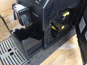 Täisautomaatne espressomasin PHILIPS (4 foto / 9)